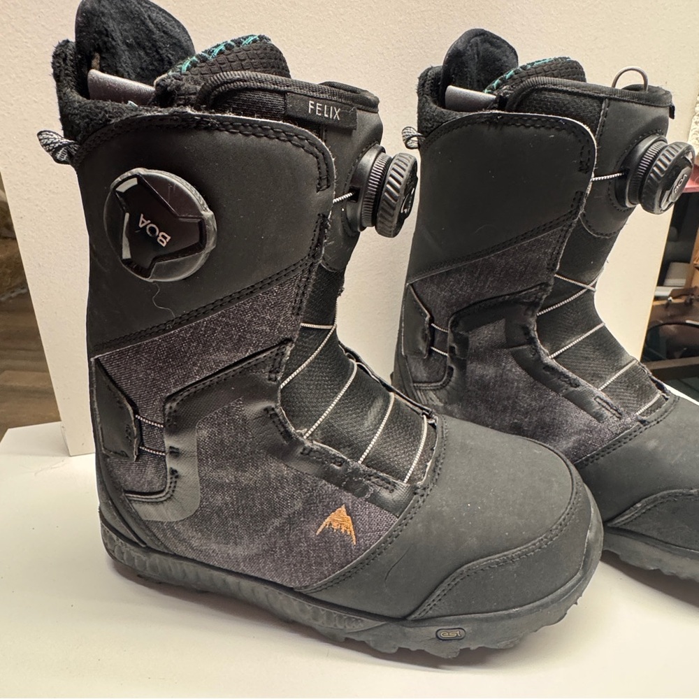 Burton Women’s Size 6 Felix BOA Snowboard Boot
